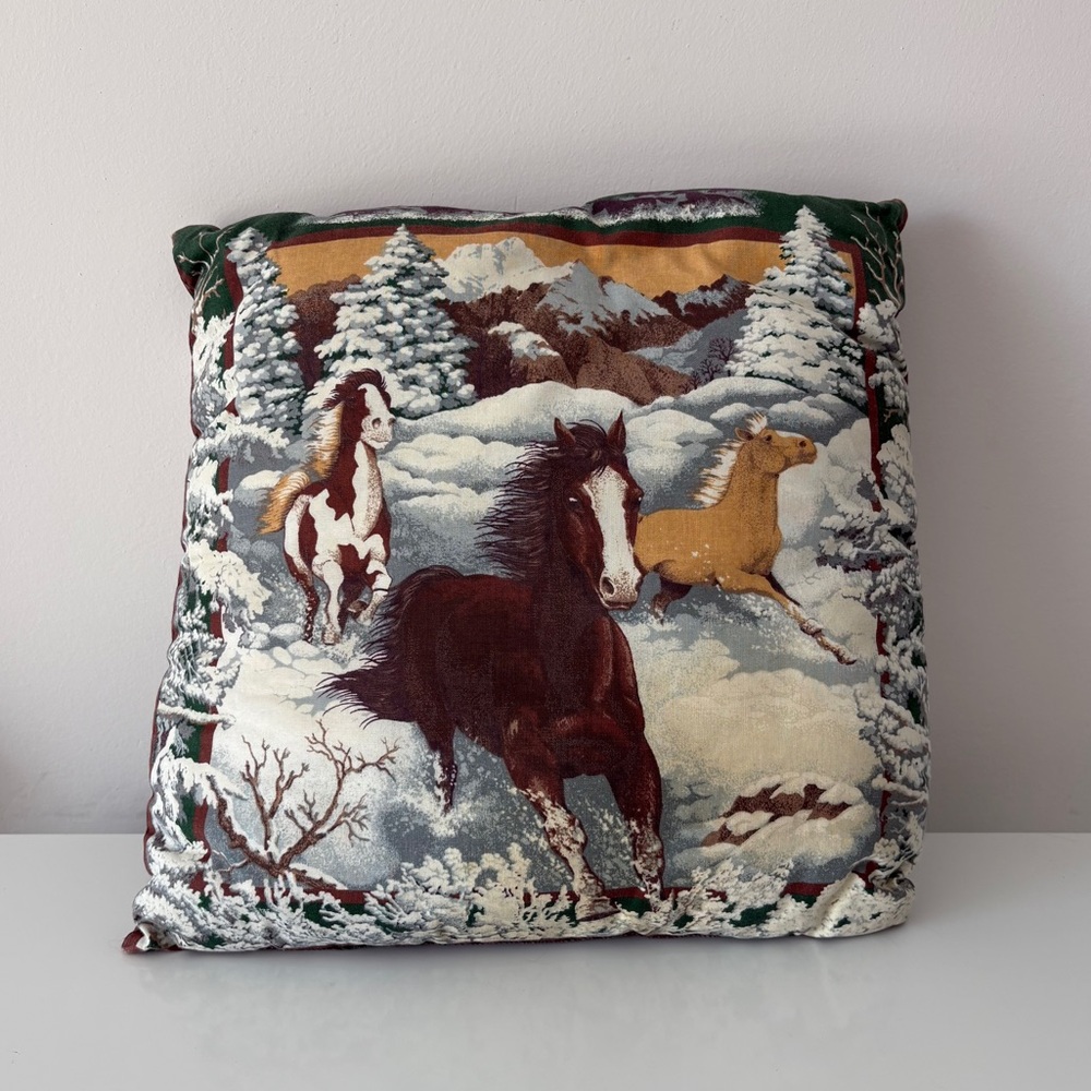Wild Horses Cushion 14” Throw Pillow Ranch Southwestern Country Equine Stallions - Picture 4 of 8